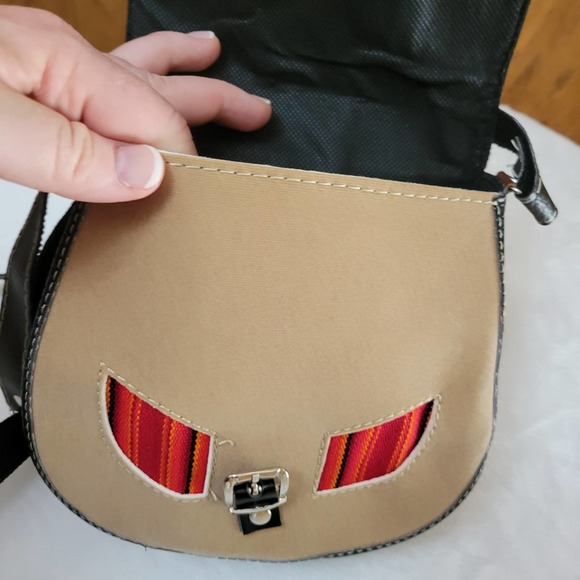 Puro Cuero Small Peruvian Crossbody Purse - Picture 5 of 12